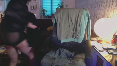 tom0819 webcam model stream image