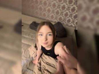 Arinkaaaa webcam model stream image