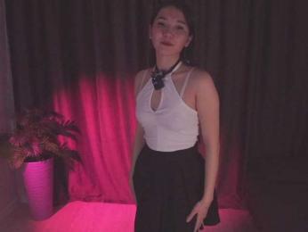 MentallyMonika webcam model stream image