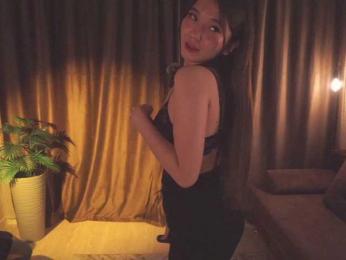 MentallyMonika webcam model stream image