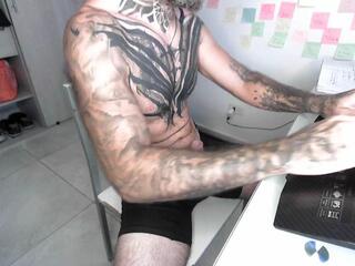 Zeus Brioly webcam model stream image