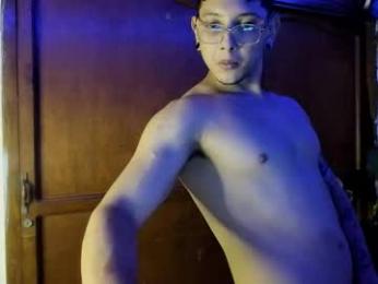 alogenotwink webcam model stream image