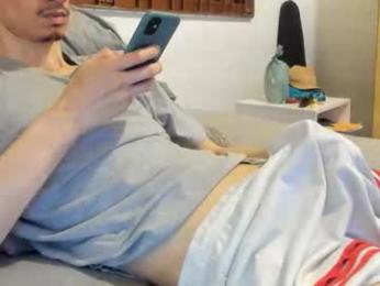 moderdelier webcam model stream image