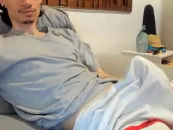 moderdelier webcam model stream image