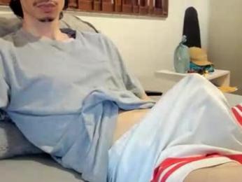 moderdelier webcam model stream image