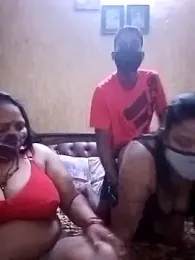 LoveOnStream webcam model stream image