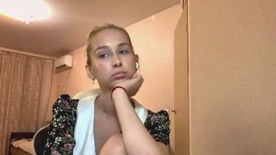 LynseyPake webcam model stream image
