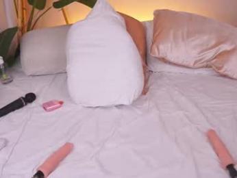 _miumiu_ webcam chaturbate model stream image