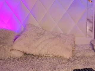melodyhantz webcam model stream image