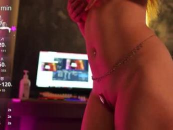 moonelly webcam chaturbate model stream image