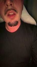 Zeeus28 webcam model stream image