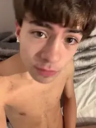 Gato_Gatito webcam model stream image