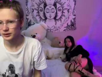 a_s_m_ webcam model stream image