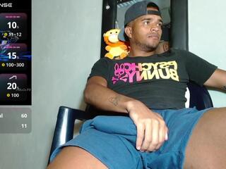 Latino Xandre webcam model stream image