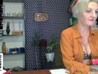 Nadin-slut webcam model stream image