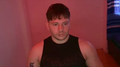 Eskolhandsome webcam model stream image