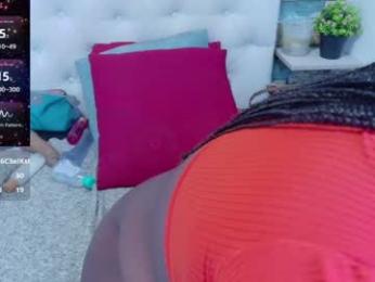 skyler_naomi webcam model stream image