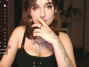 momorenaaa webcam model stream image