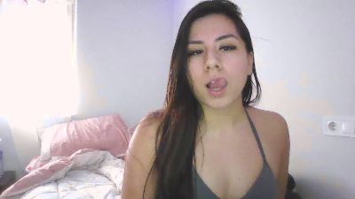 xinitaBonez webcam model stream image