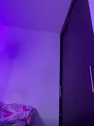 lucialauper_ webcam model stream image