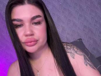suchka-black- webcam model stream image