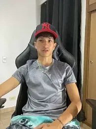 _CamiloBass webcam stripchat model stream image