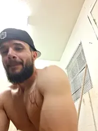 Paidbat webcam model stream image