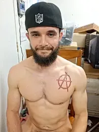 Paidbat webcam model stream image