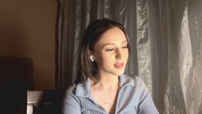 AdeliaDerousse webcam cam4 model stream image
