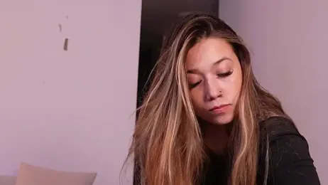 lilith_gray9 webcam model stream image