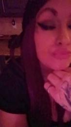 Fuxkmesuckmecum webcam model stream image