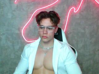 Spencer Roth webcam model stream image