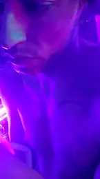 gurlnips webcam stripchat model stream image