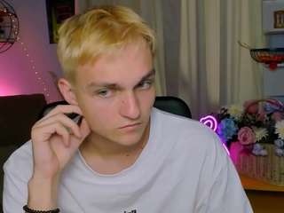 colin-storm webcam model stream image