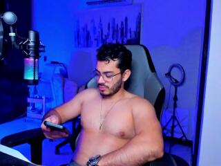 Bruno Oconer webcam model stream image