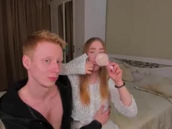 omg_pie webcam chaturbate model stream image