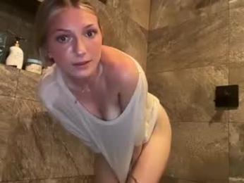 emiefox2 webcam chaturbate model stream image