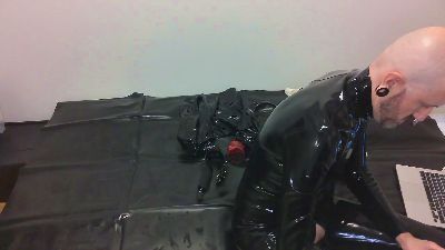 rubber_skate webcam model stream image