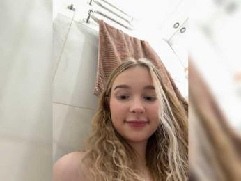 MimiMila webcam bongacams model stream image