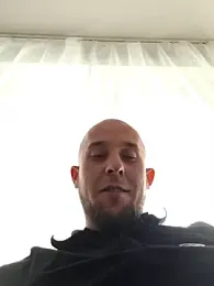 Fury22_ webcam model stream image