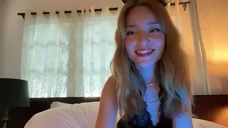 SirenaBelle webcam model stream image