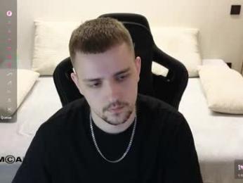 larstar01 webcam model stream image