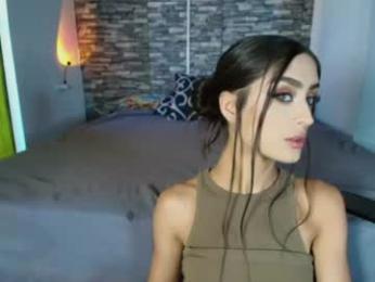 vitoriia_ webcam model stream image