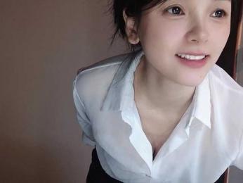 -July- webcam model stream image