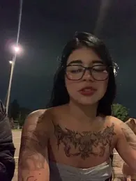 Dannii- webcam model stream image