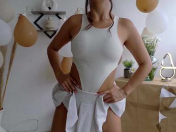 Anhika webcam model stream image