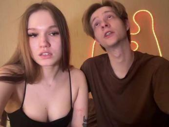 titsDestroy2008 webcam model stream image
