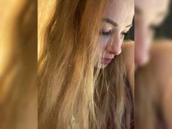 YourBarbiee webcam model stream image