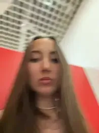 ICrazyOneIRL webcam model stream image