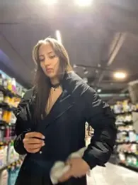 ICrazyOneIRL webcam model stream image